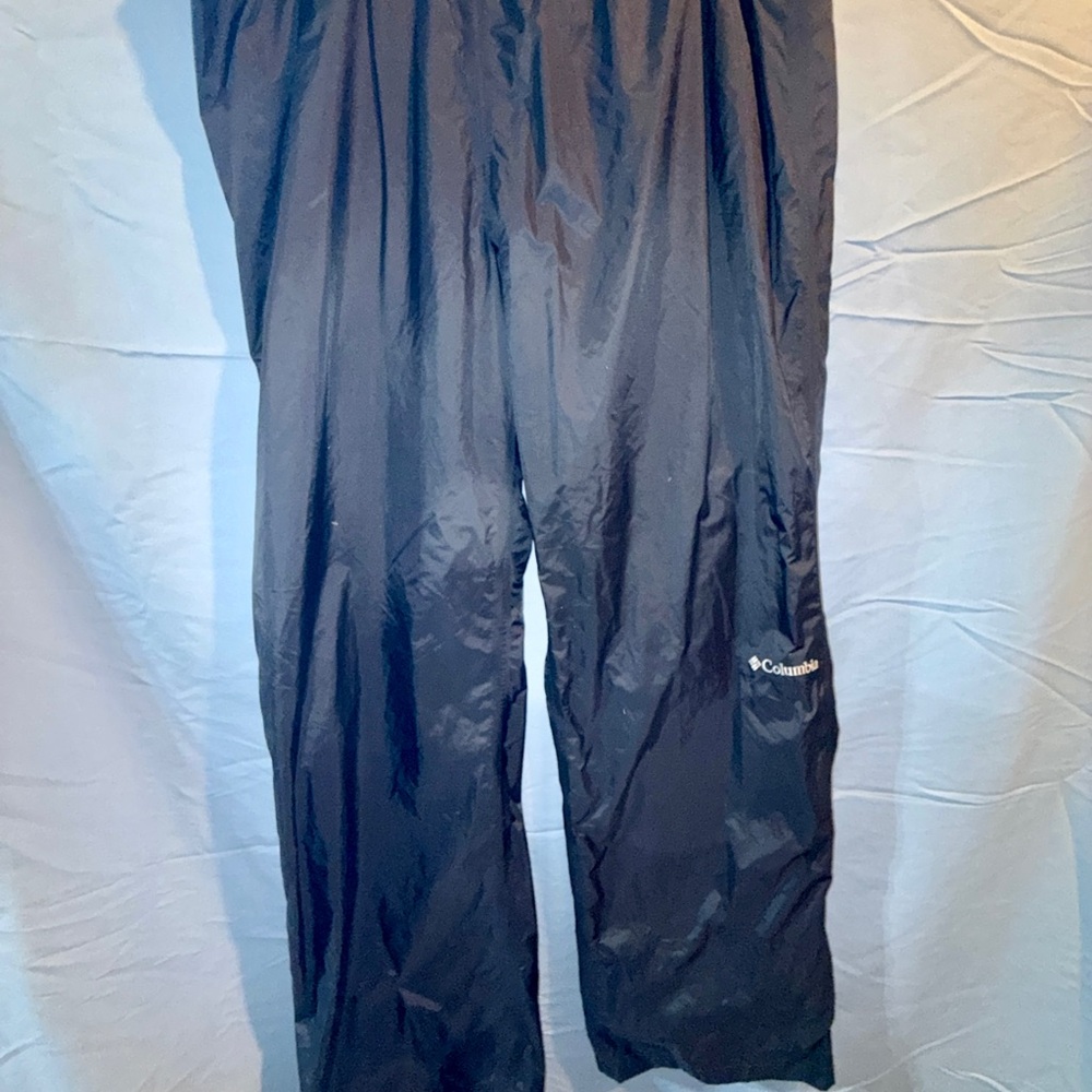 Columbia Sportswear water & wind proof pants. Black XXL